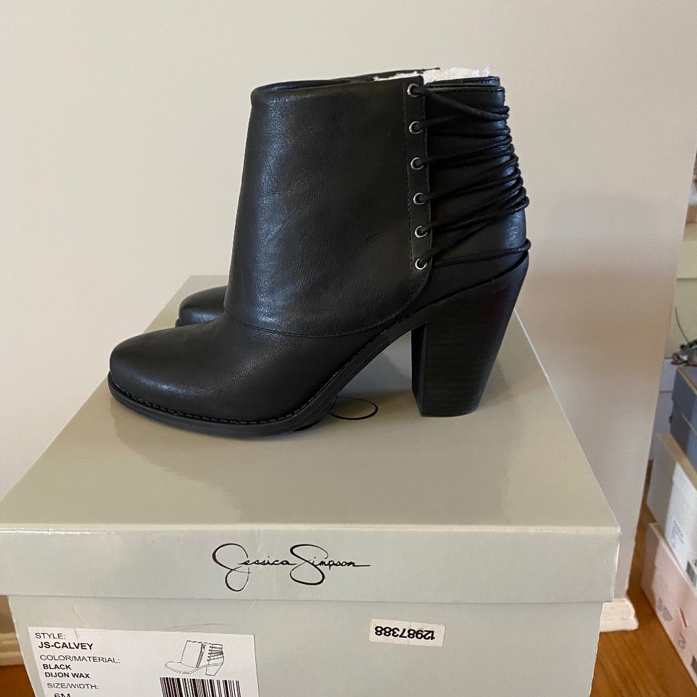 Jessica Simpson Calvey black leather ankle boots